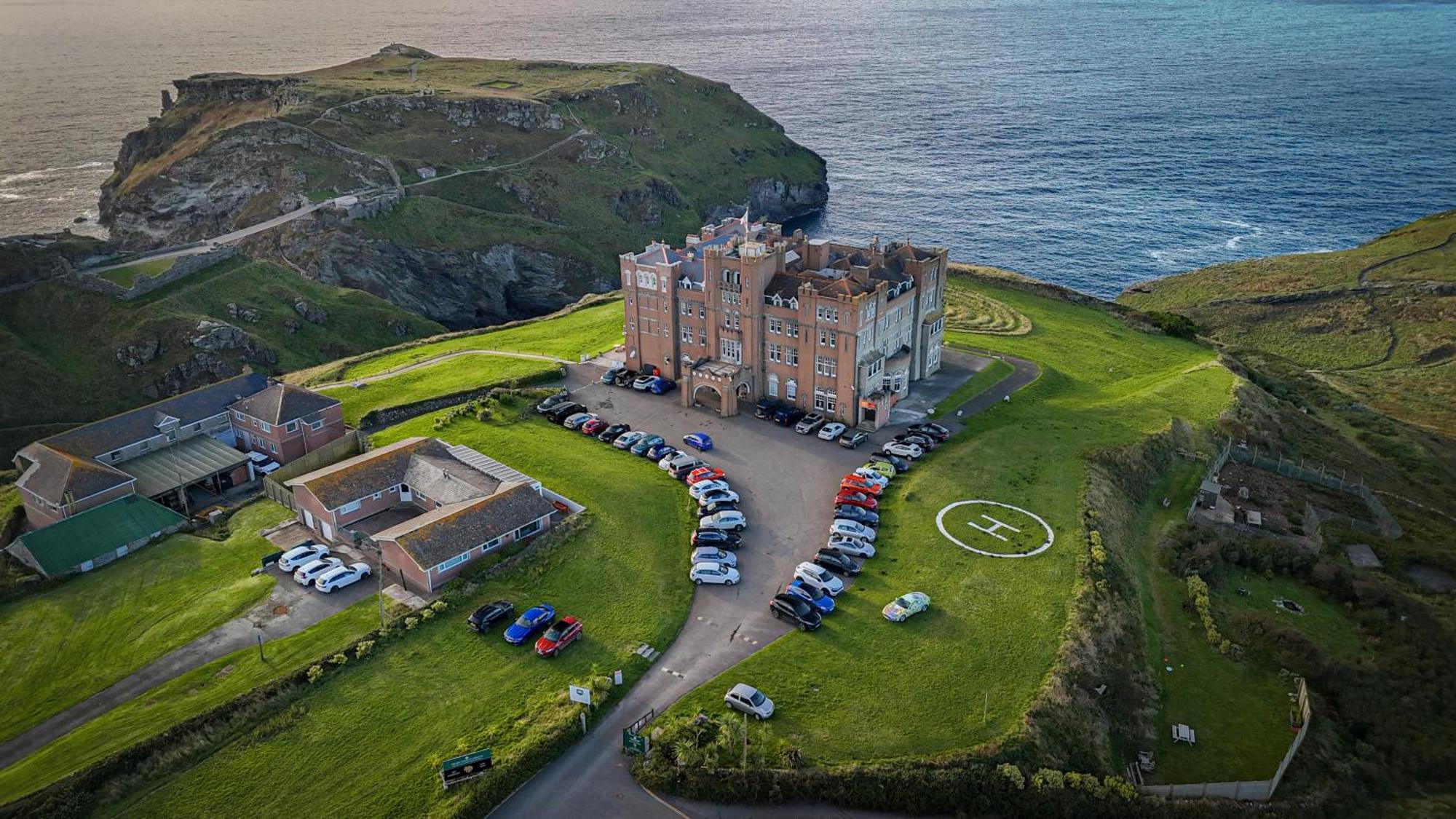 Camelot Castle Hotel Tintagel Exterior photo